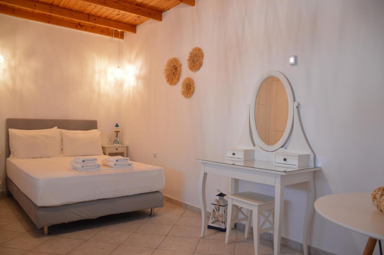 Cute Studio In Milos Trypiti Extérieur photo