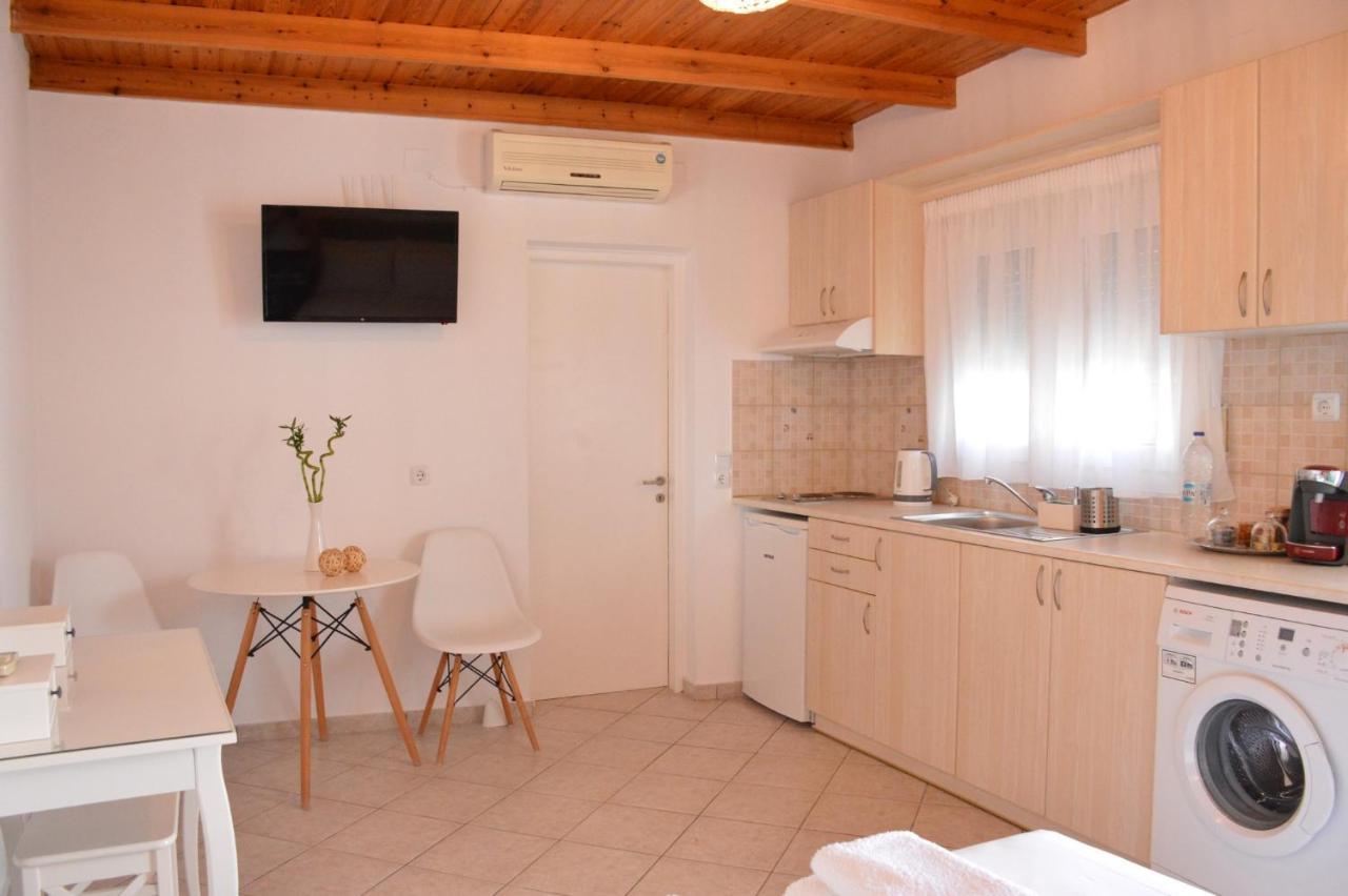 Cute Studio In Milos Trypiti Extérieur photo